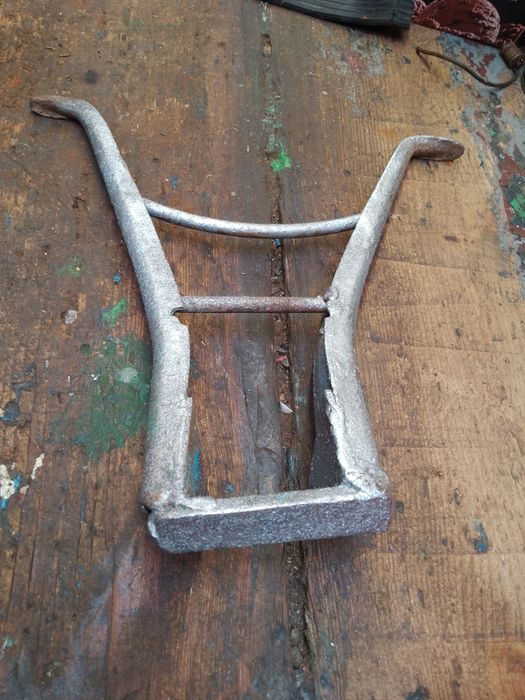 Nóżka centralna jawka mustang jawa kaczka 50 stopka