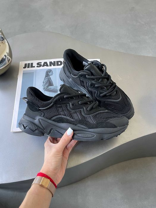Кросівки Adidas Ozweego чорні