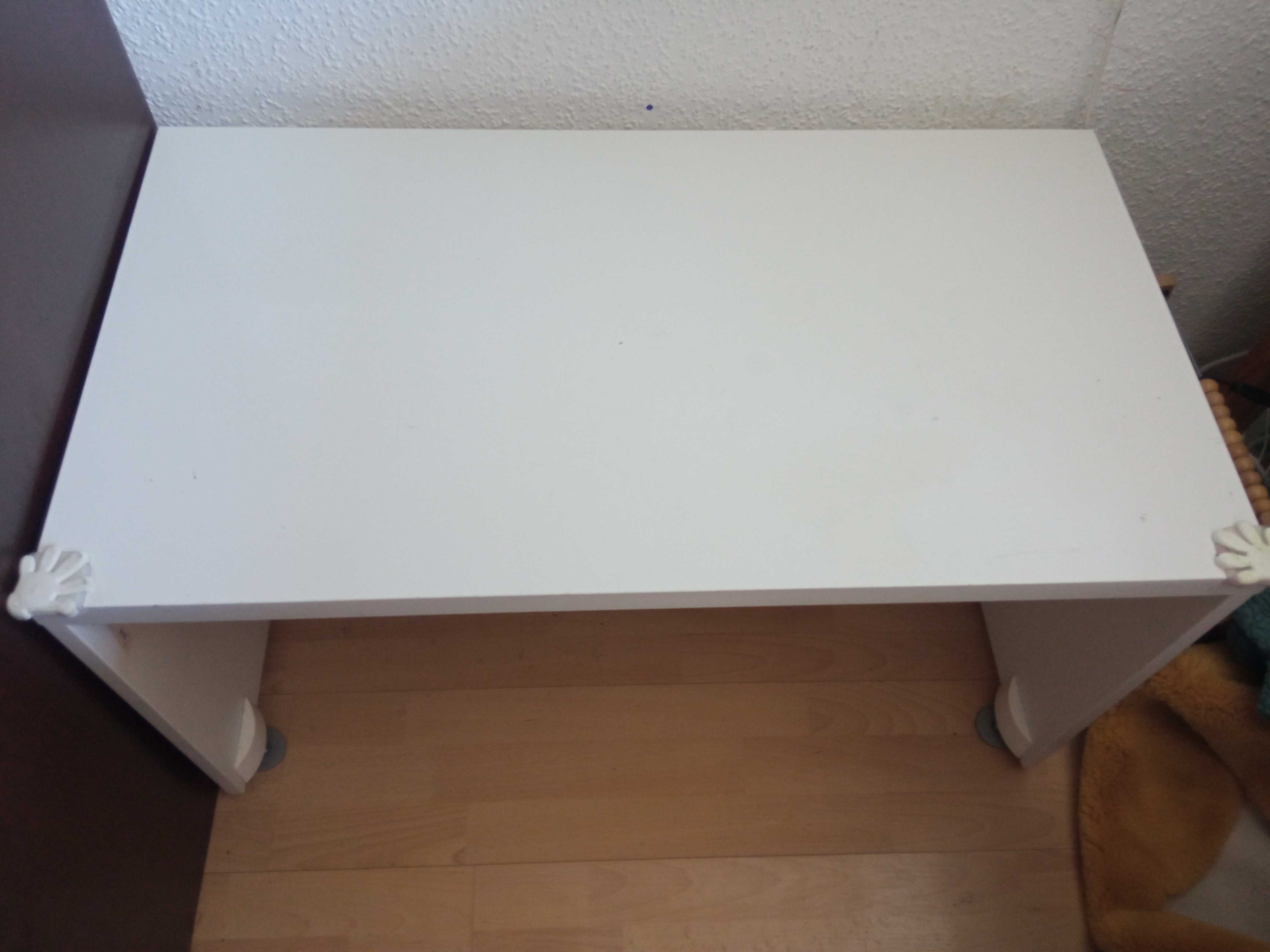 Ikea biurko dla dziecka 50 x 90 białe