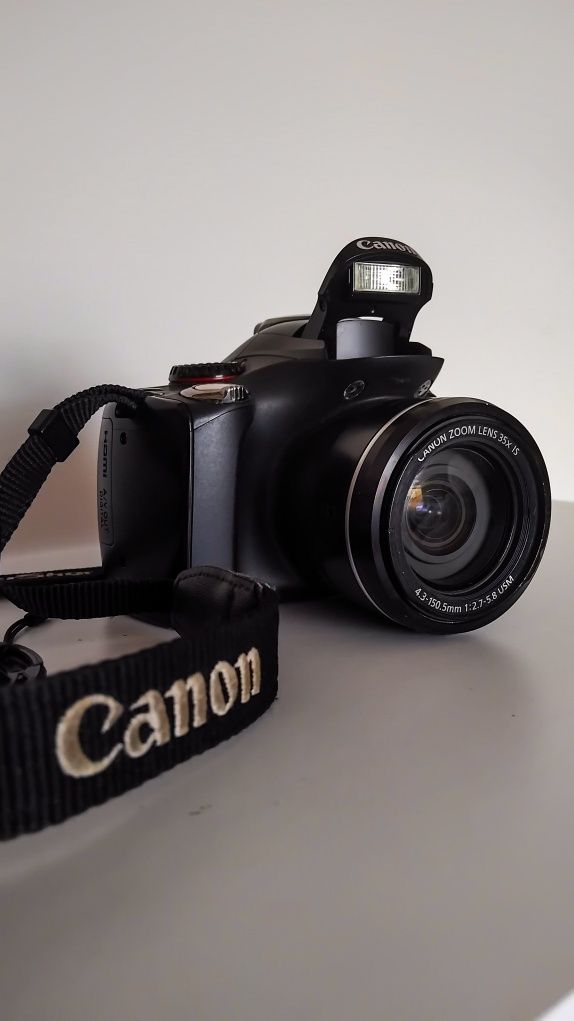 Aparat fotograficzny Canon PowerShot SX30 IS