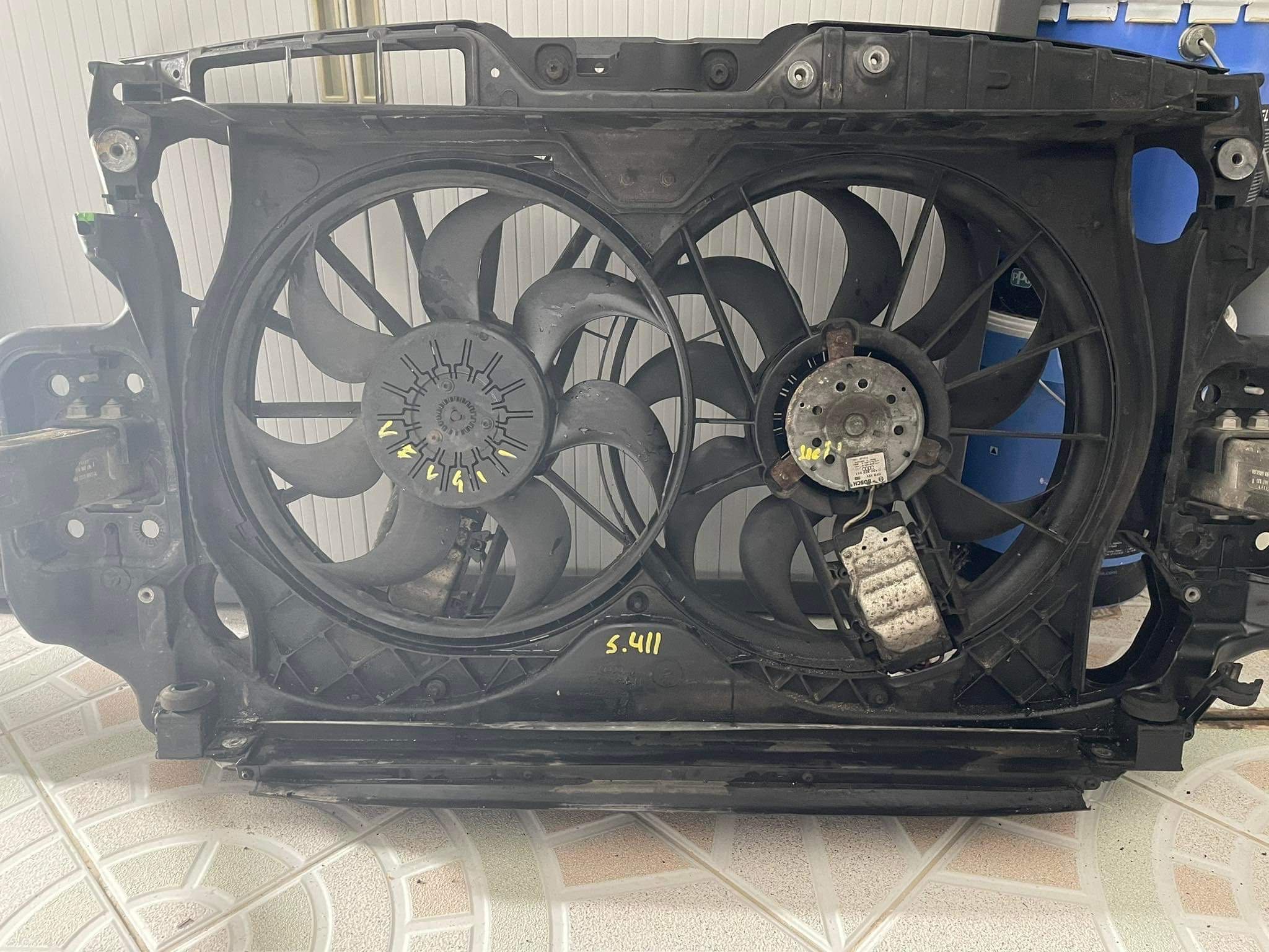 Frente Em Fibra E Termoventiladores Audi A6 C6 2.7 TDI