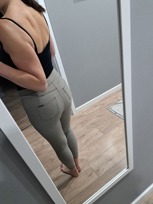 Spodnie krata Mohito 38