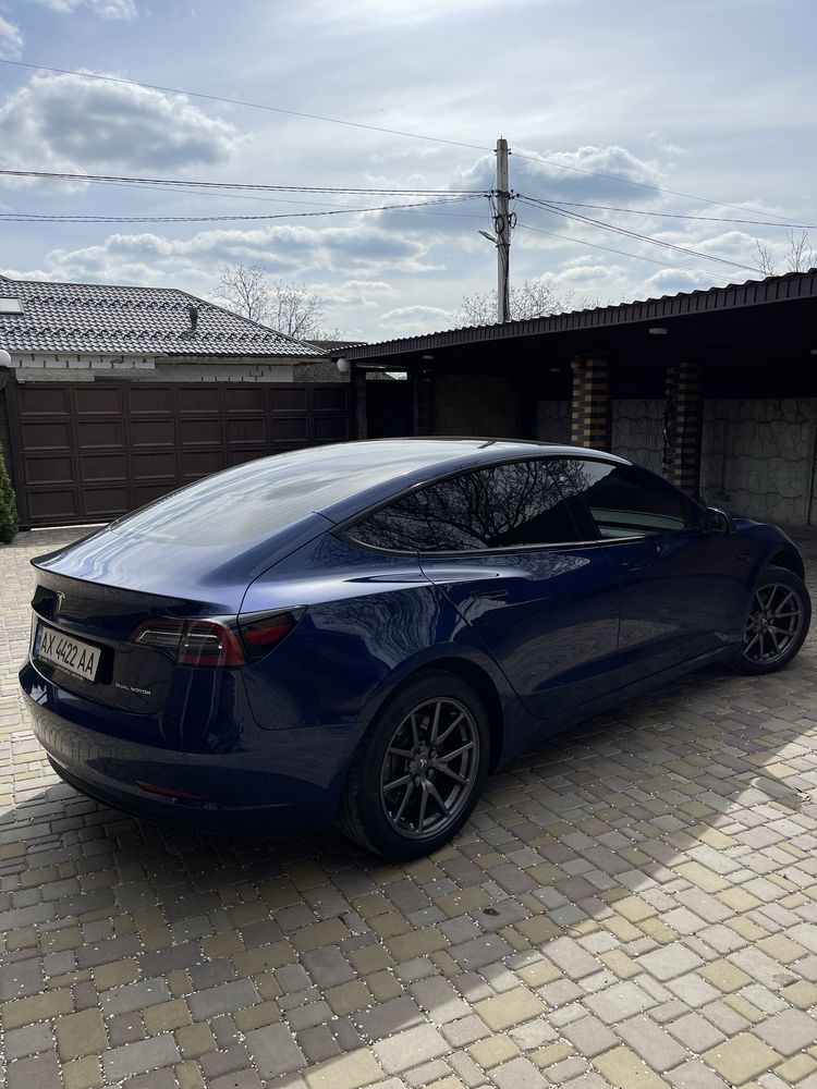 Tesla 3 Dual Motor EU 2019 Европа