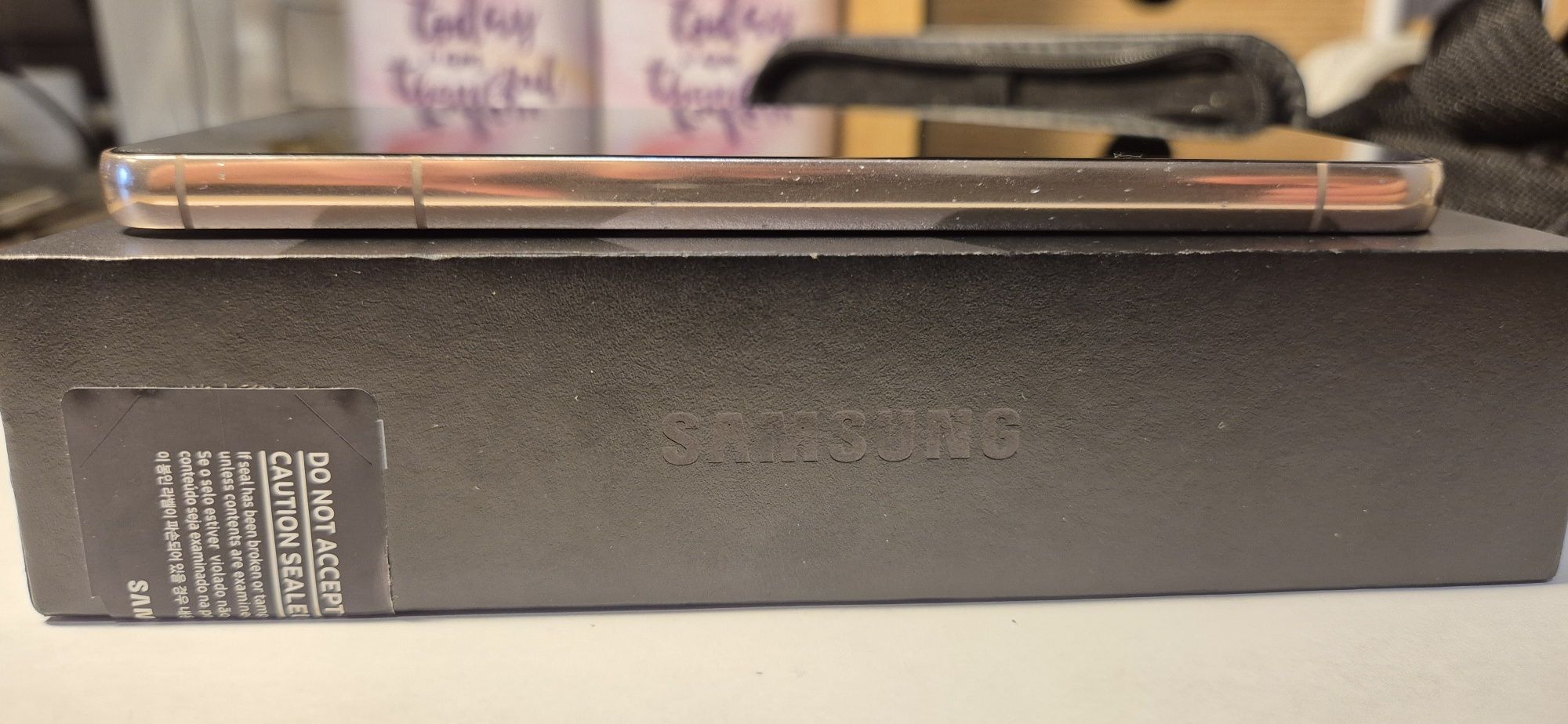 Samsung Galaxy S 22 Pink Gold