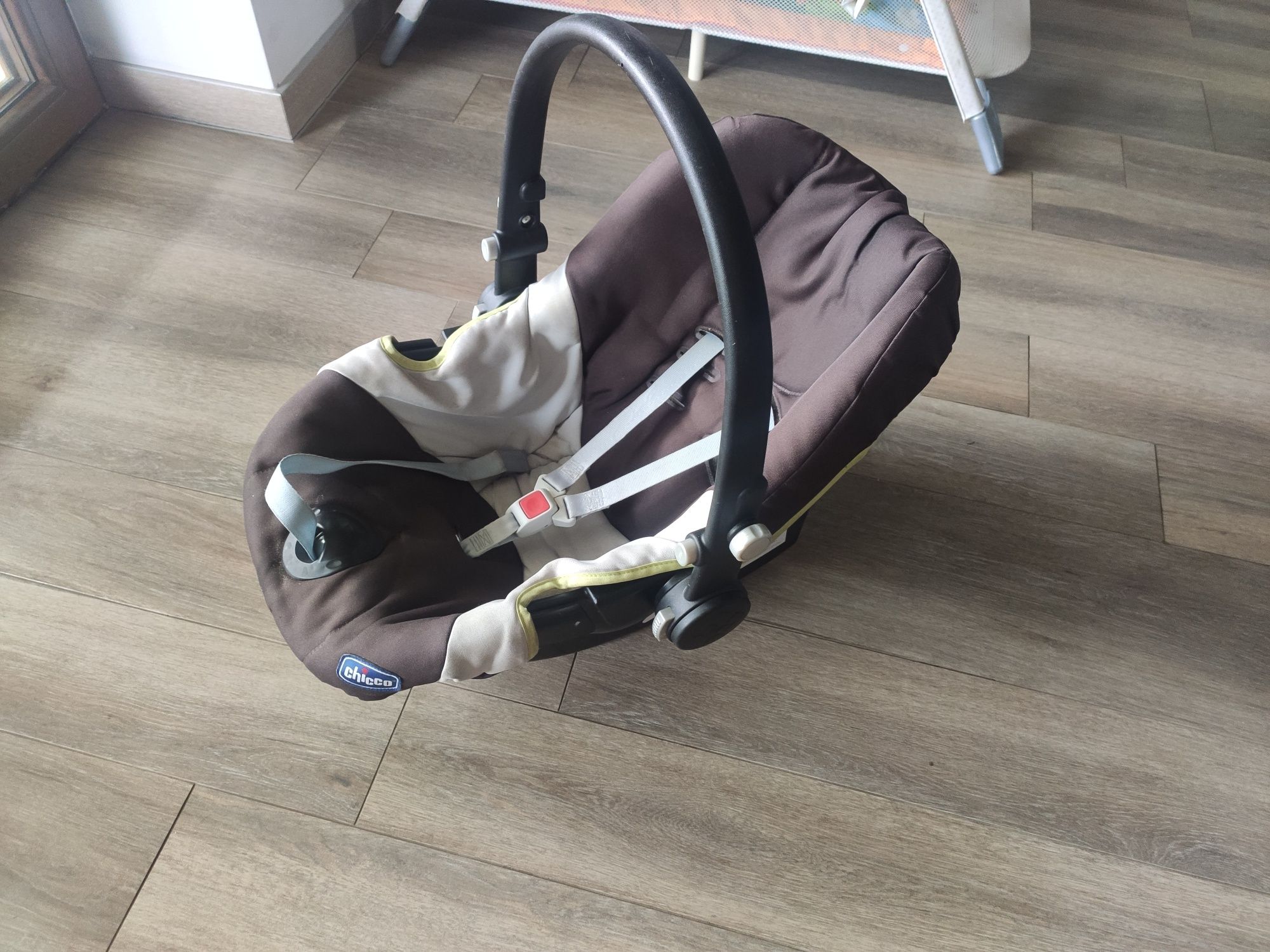 Nosidło nosidełko dla dziecka fotelik samochodowy