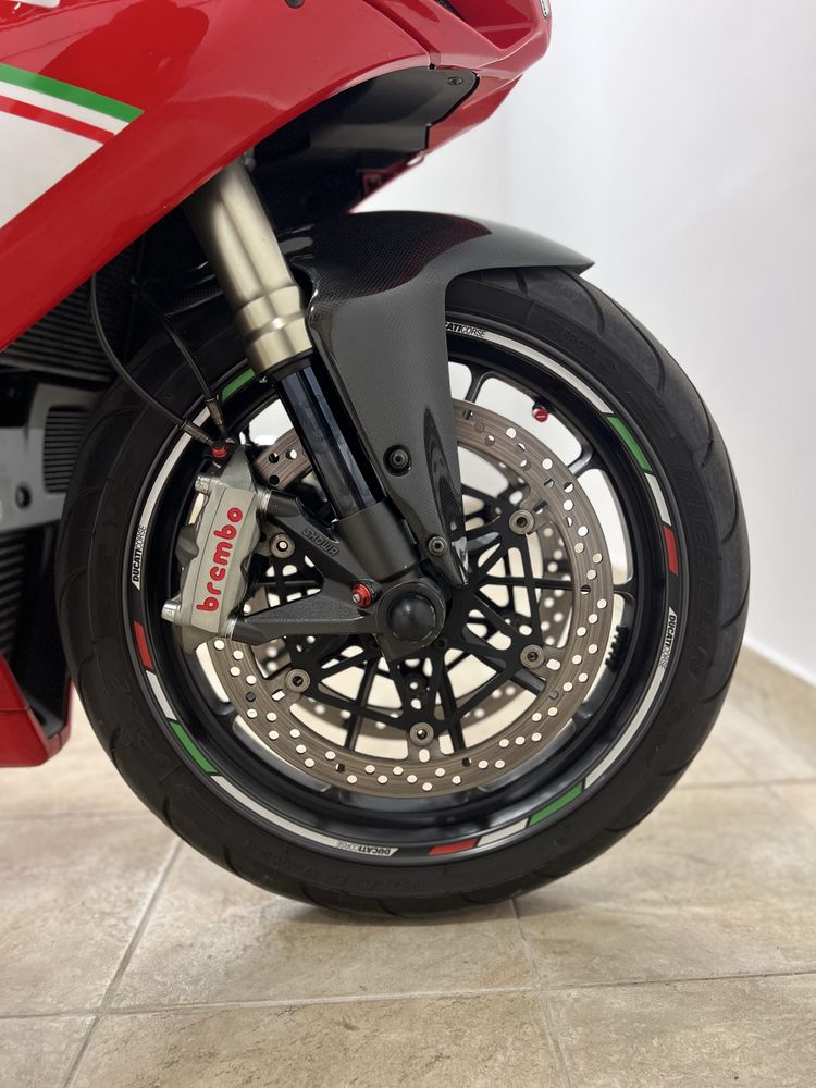 Ducati 1198.