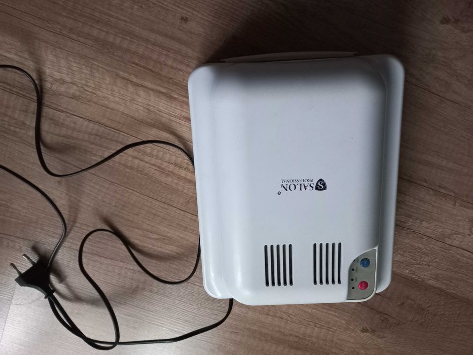 Лампа  УФ Salon для гель лака