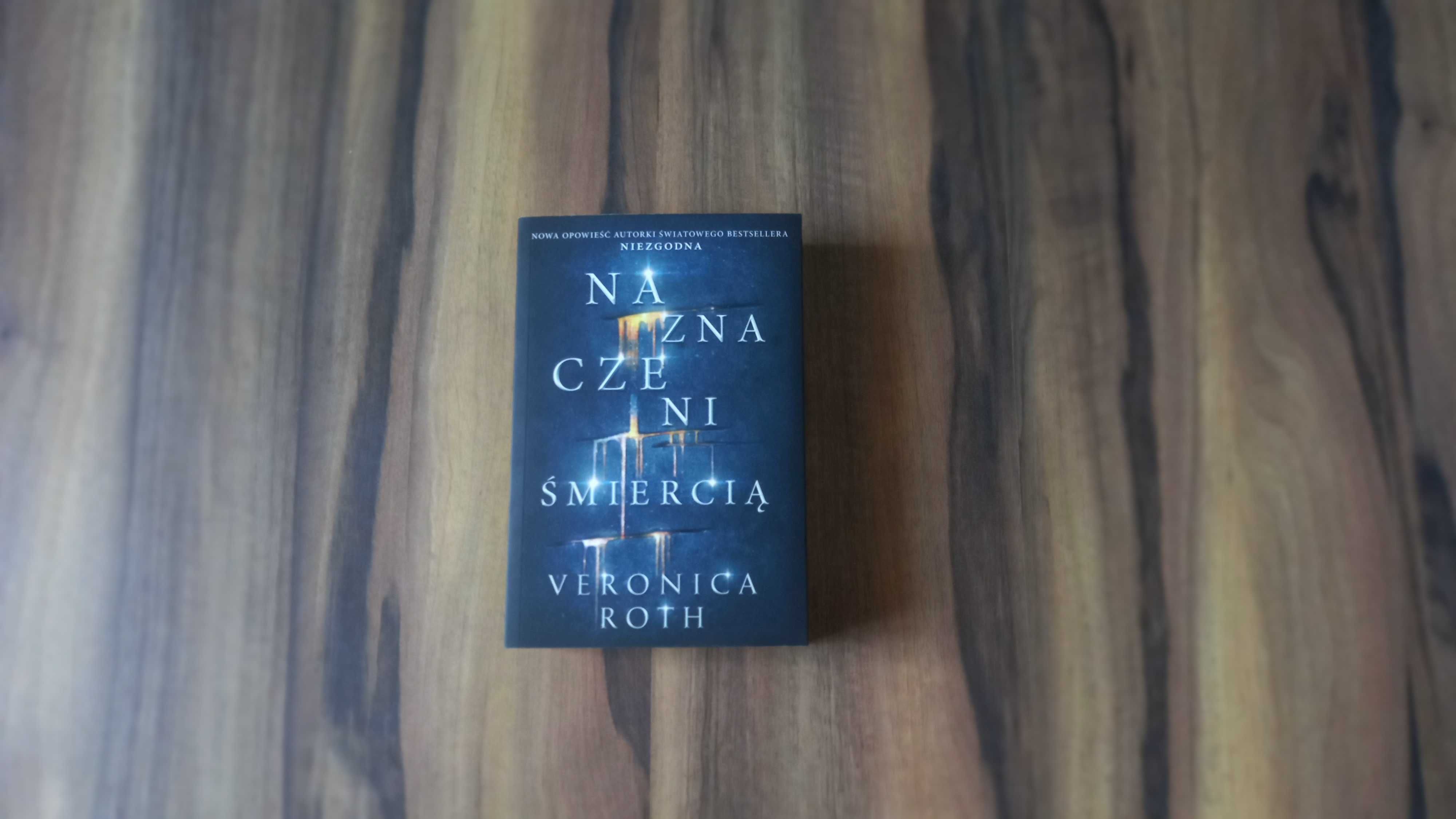 Książka, Naznaczeni śmiercią, Veronica Roth