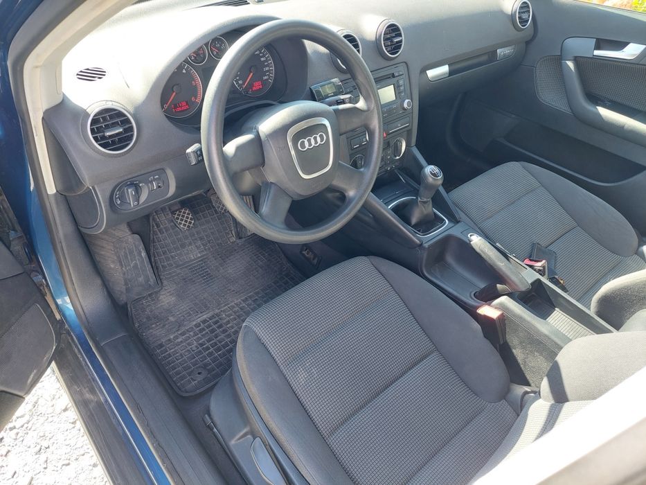 Audi a3 8p QUATTRO  2,0 tdi 140 km.ładna polecam zobacz warto