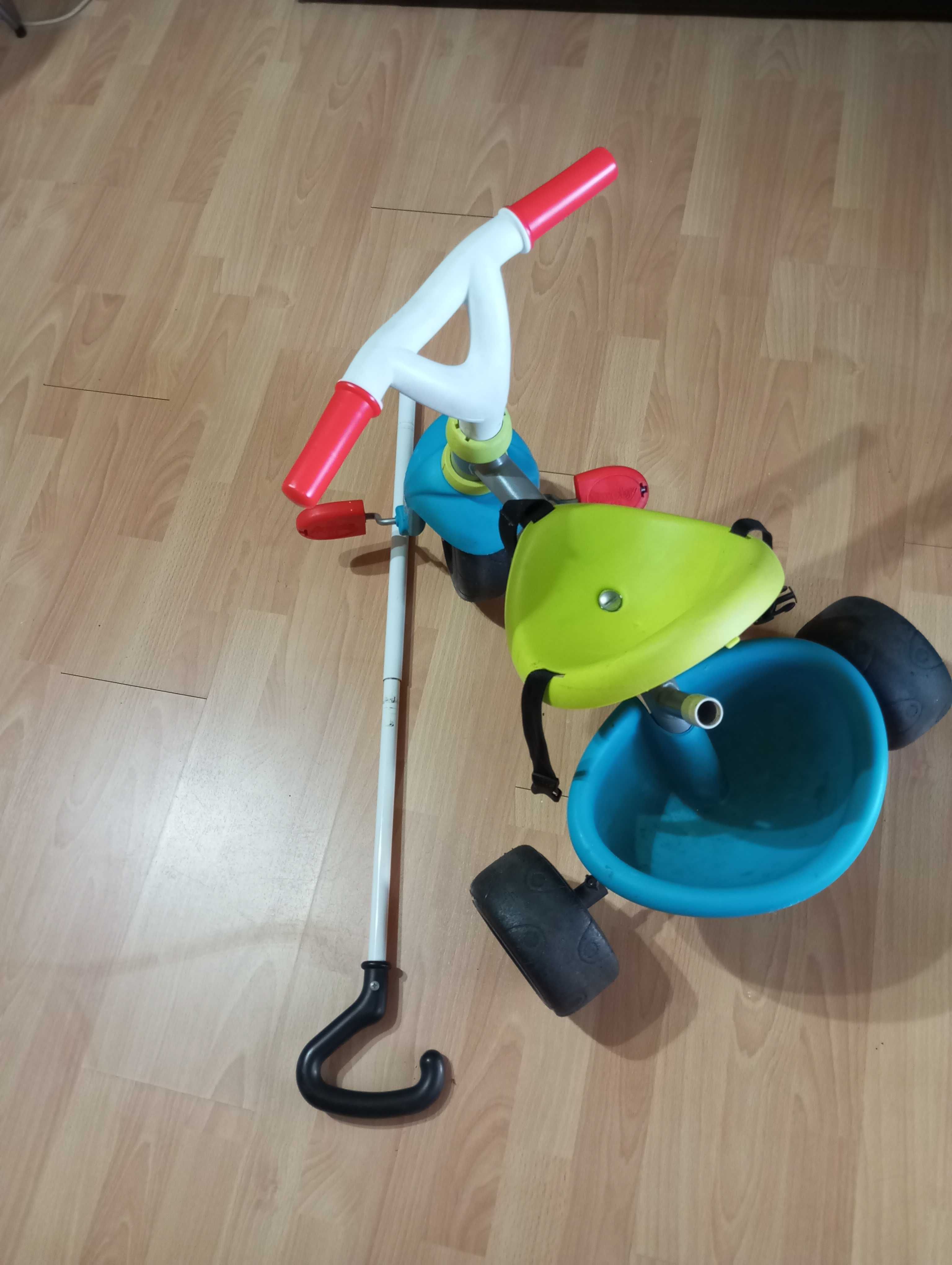 Triciclo de criança
