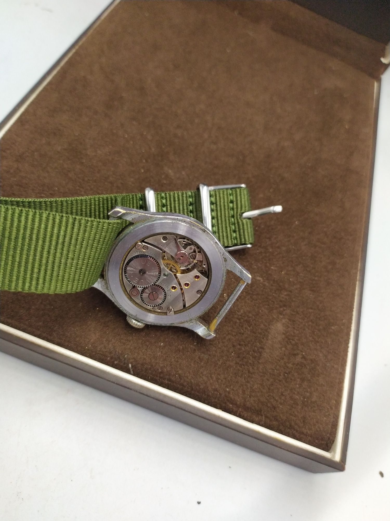 Zegarek revue wojskowy mechaniczny Swiss