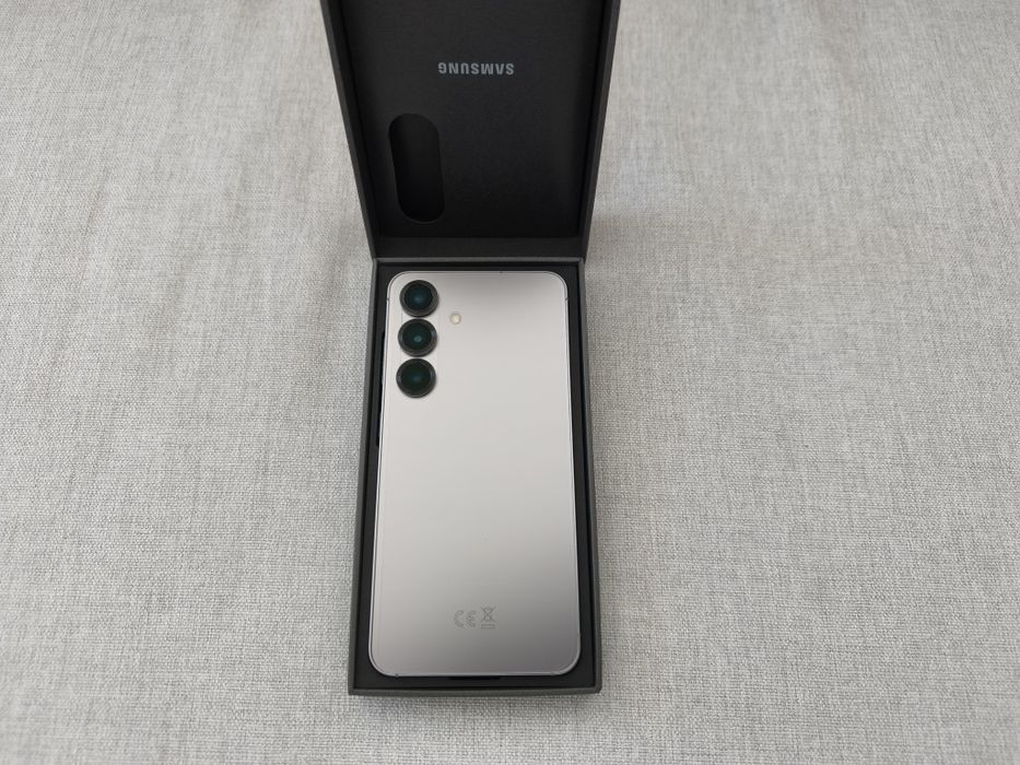 Samsung Galaxy S25 256GB c/ Fatura e Garantia