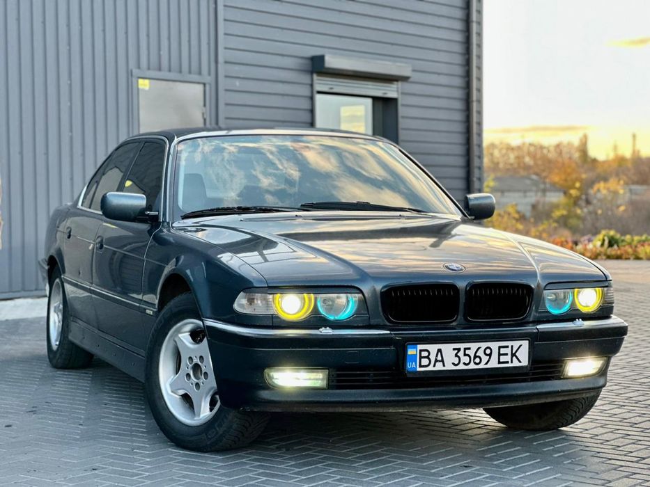 Продам Е38 728І.