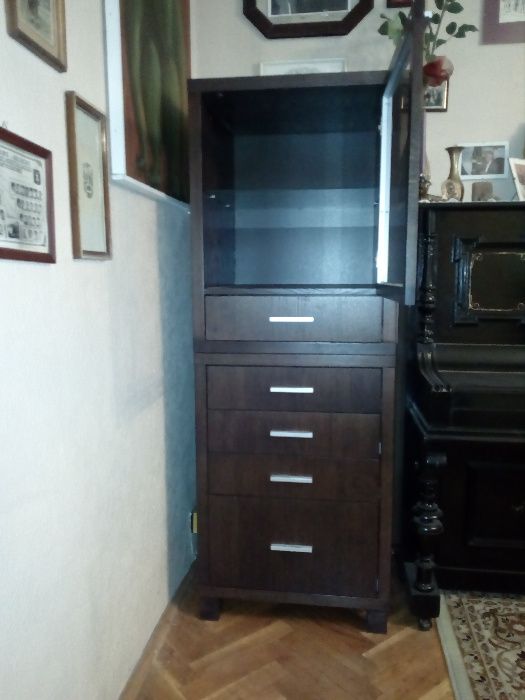 Komoda dębowa z szufladami