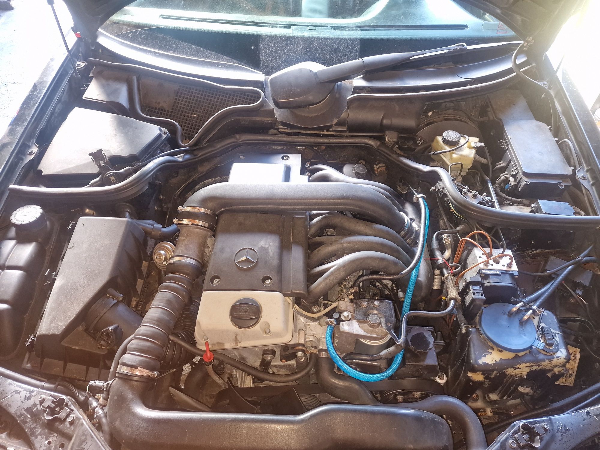Продам MERSEDES E 250