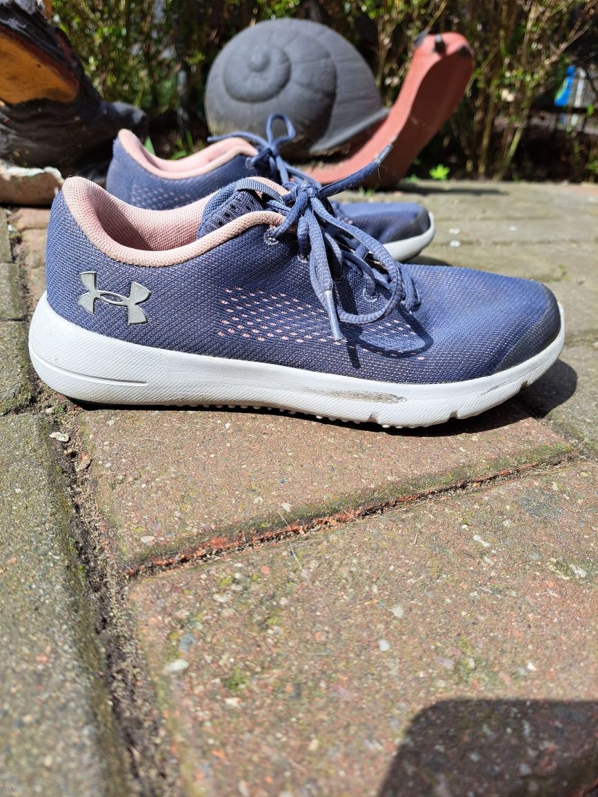 Buty Under armour 35