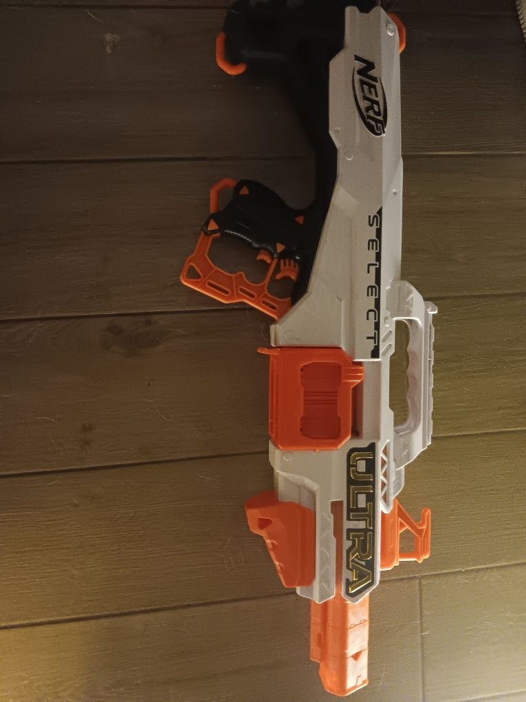 Pistolet zabawkowy nerf select ultra