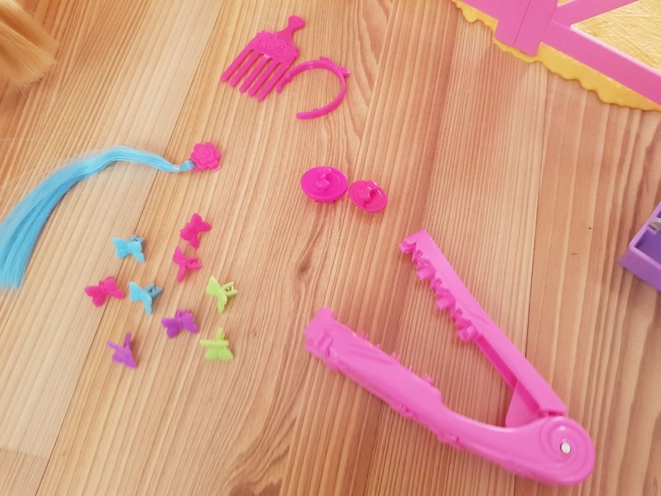 BARBIE GXV77 Zestaw Koniki Stylizacja i opieka HGB58