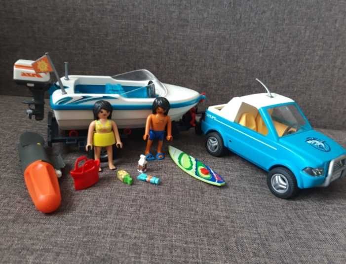 Playmobil 6864 łódź motorowa, auto z przyczepą pływa