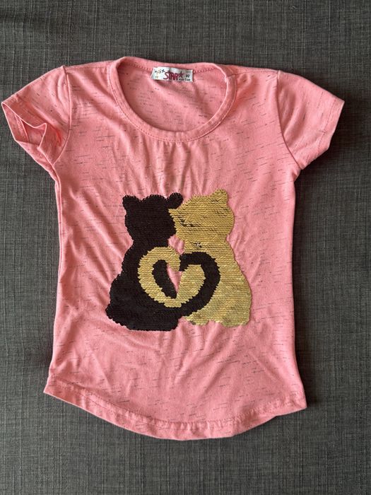 Продам футболку для девочки