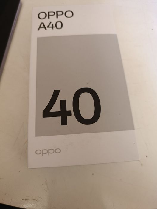 OPPO A40 2 semanas de uso, ainda com garantia de 5 anos