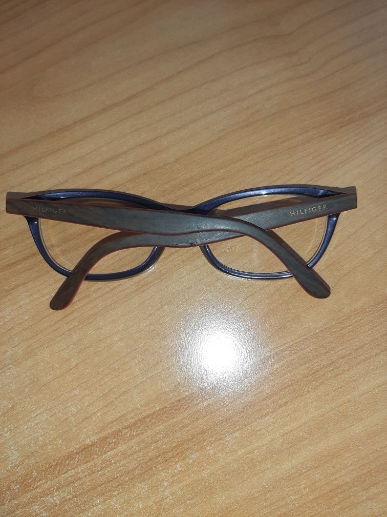 Oryginalne oprawki Tommy Hilfiger