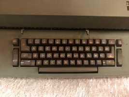 Maquina de escrever elétrica IBM