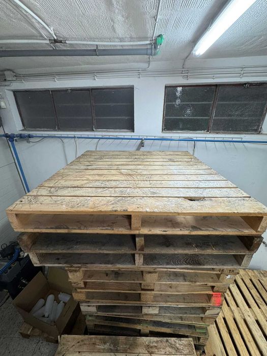 Vendo paletes de 1.20m x 1.20m