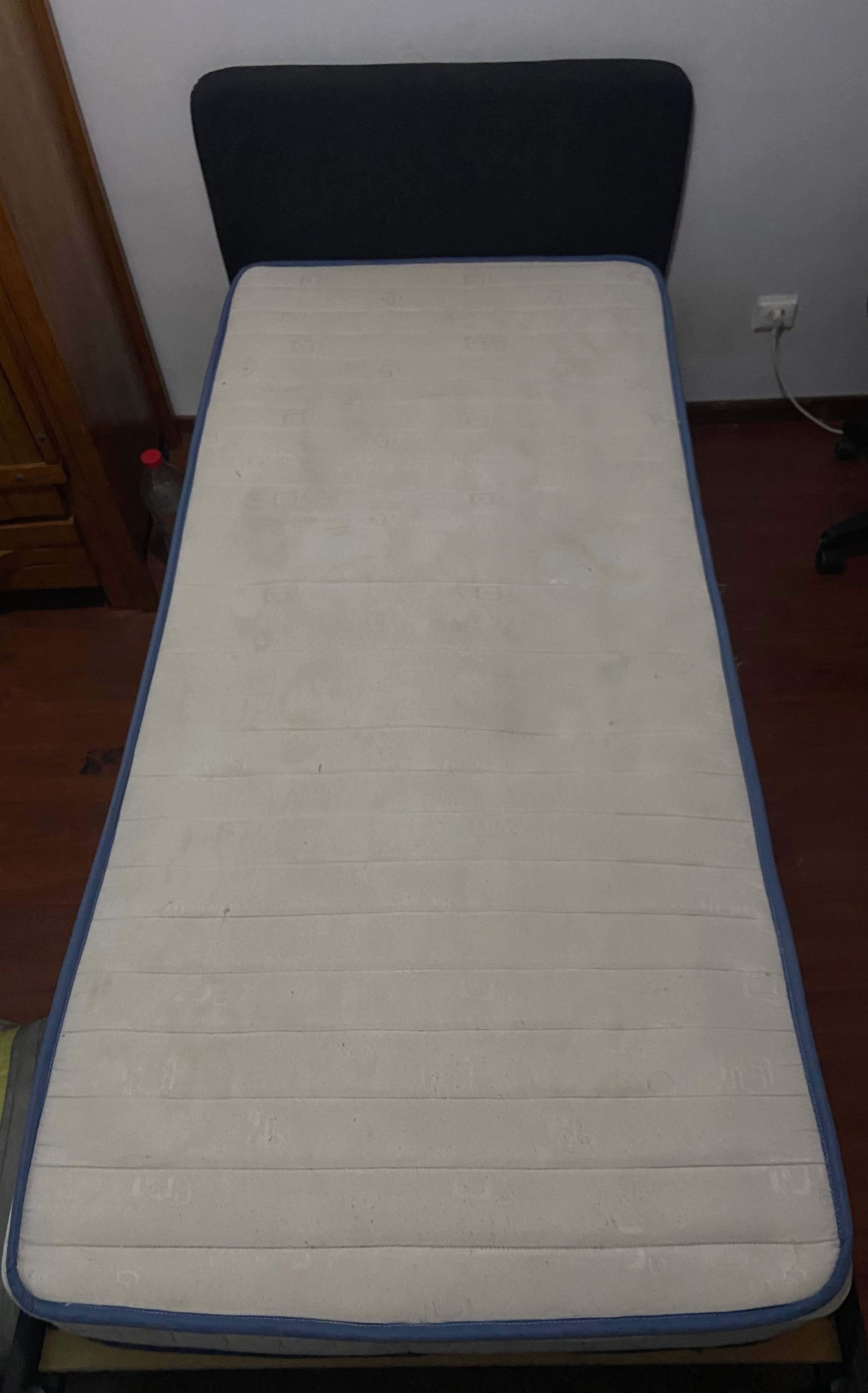 Vendo cama de solteiro