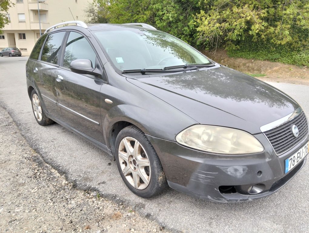 Fiat Croma 1.9 JTD 2006 junta queimada