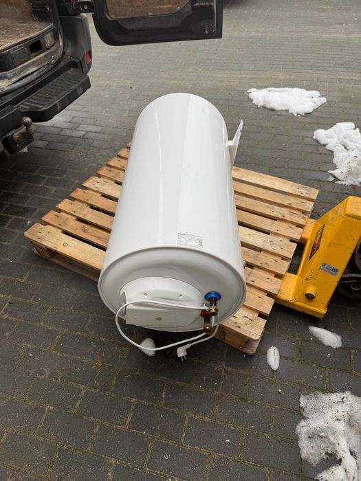 Galmet zbiornik  z wężownicą 100l SGW(S) wiszący z grzałką 1,5kw