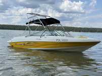 Łódź motorowa motorówka Rinker Captiva 212 05r 5.7 Mercury 300KM corsa