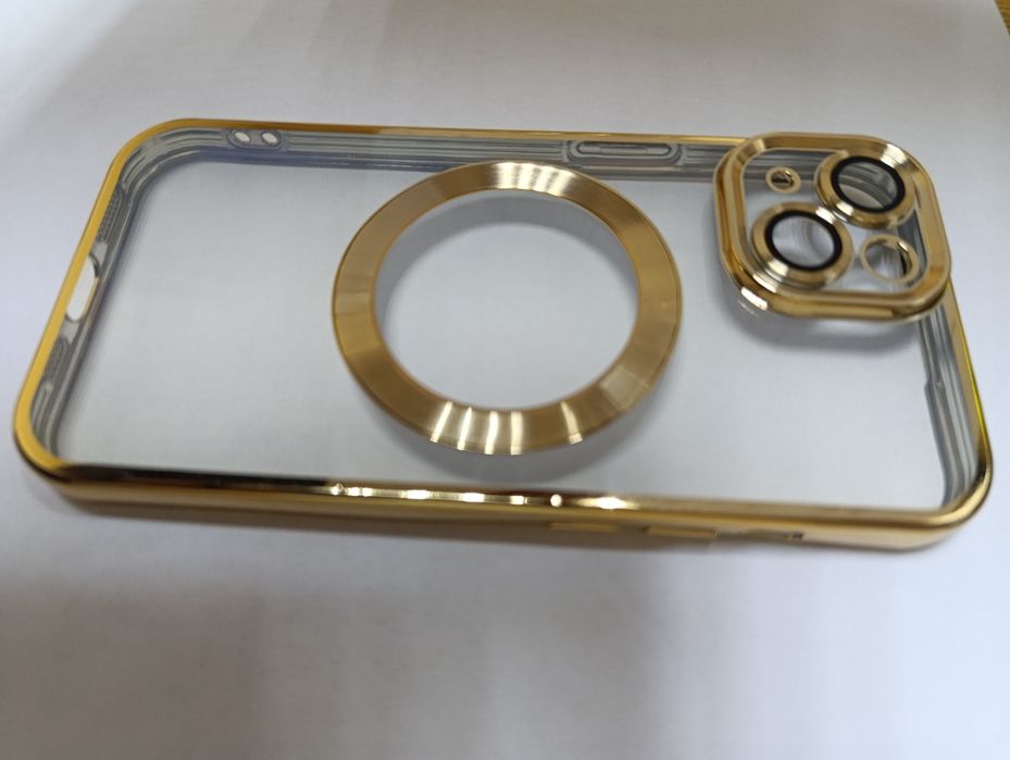 Чехол на телефон iPhone 15