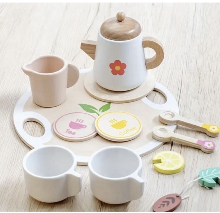 Деревʼяний набір для чаювання
