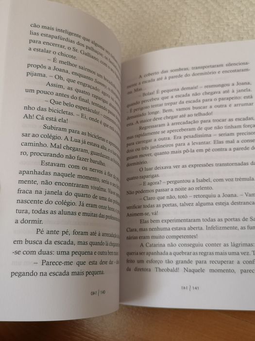 Portes Incluídos Livro "As Gémeas - Livro 1: No Colégio de Santa Clara