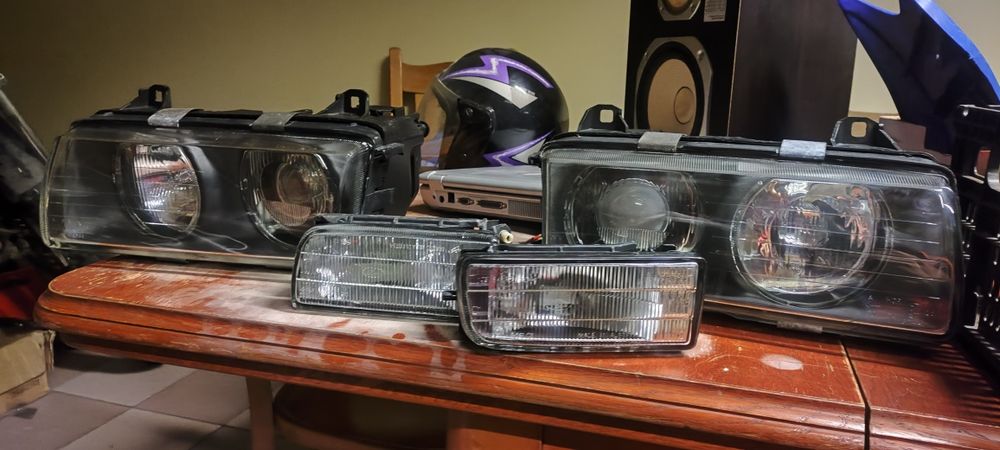 Lampy + halogeny e36 ZKW jak nowe