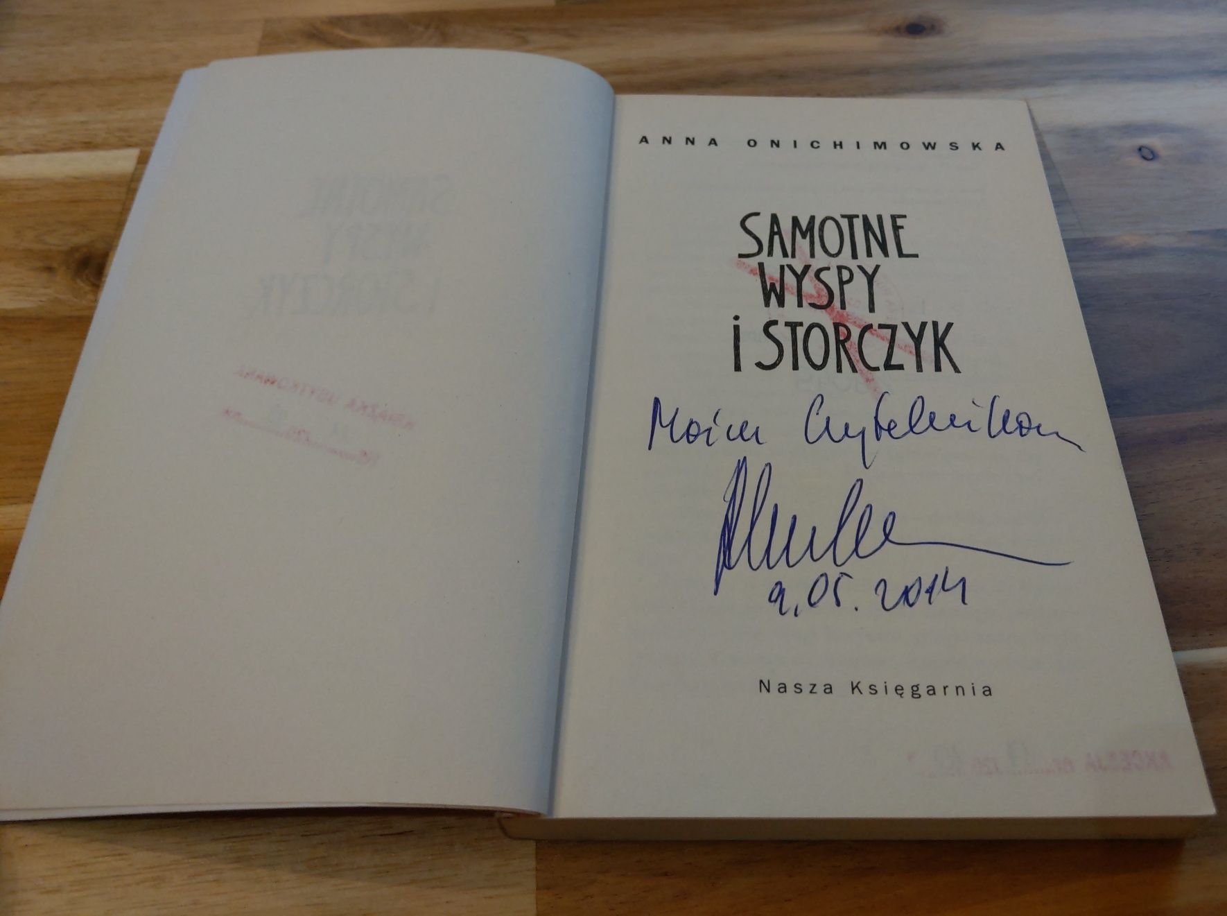 Samotne wyspy i storczyk Anna Onichimowska