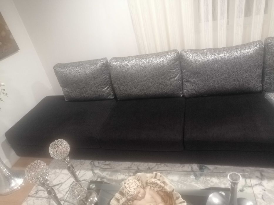 Sofá com chaise long