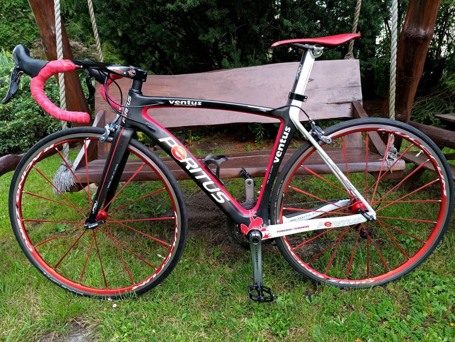 Karbonowy rower szosowy