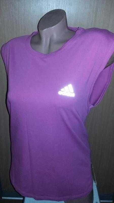 Футболка фирменная спортивная adidas