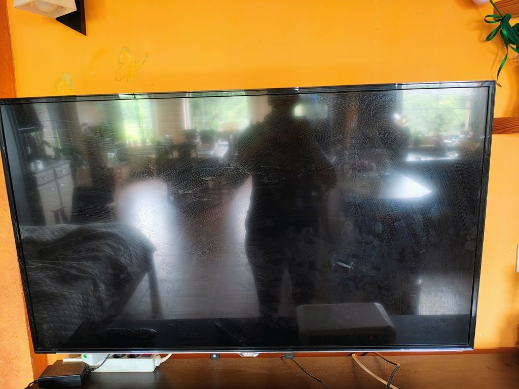 Sprzedam telewizor TCL