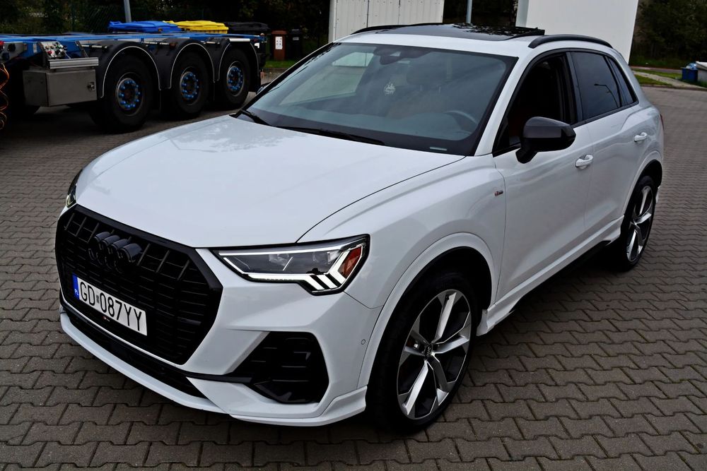 Audi Q3 Bardzo mały przebieg, 4x4, Kamery 360, Automat, Bogate wyposażenie