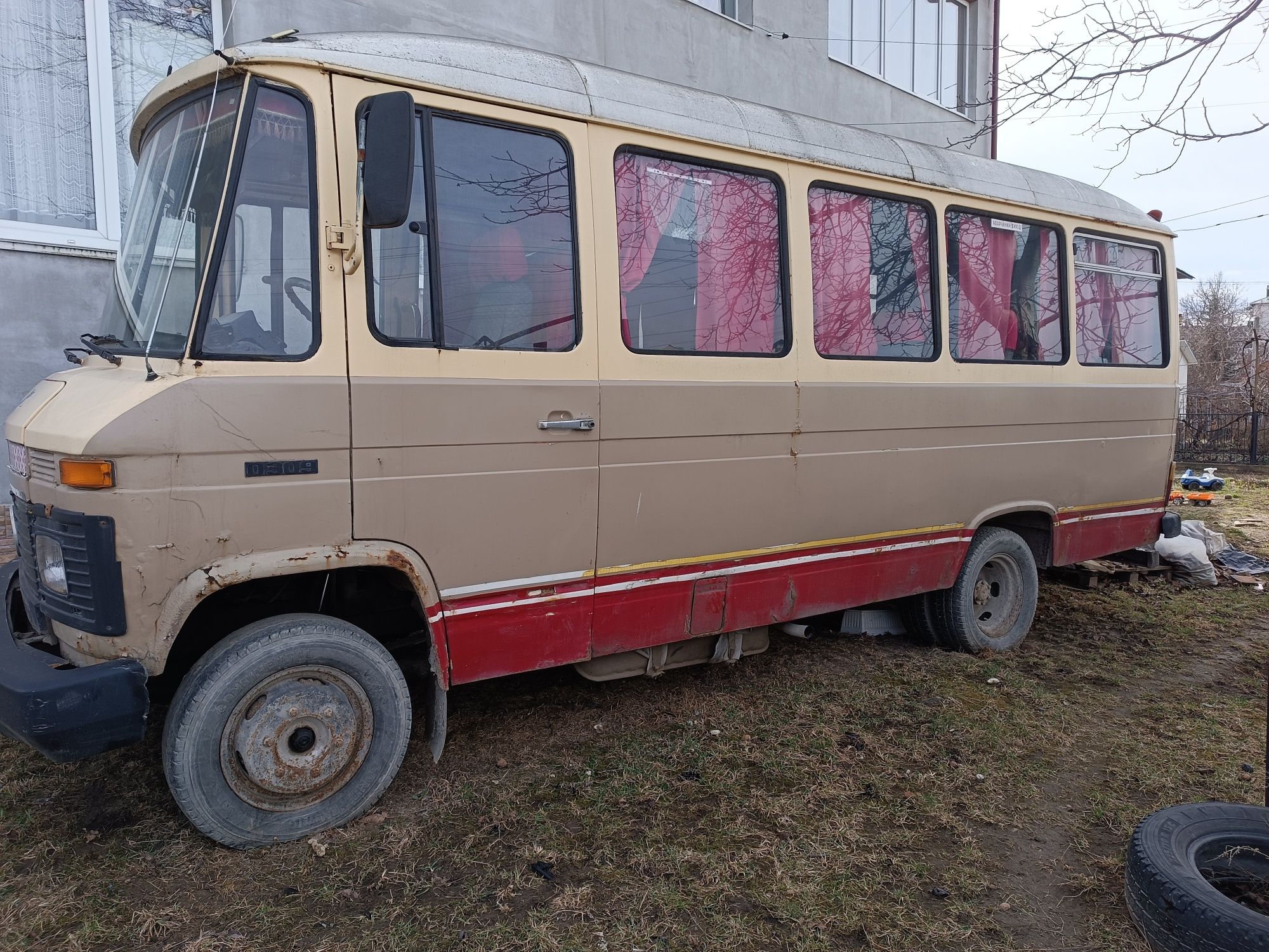 Автобус Мерседес о309, 407, 508