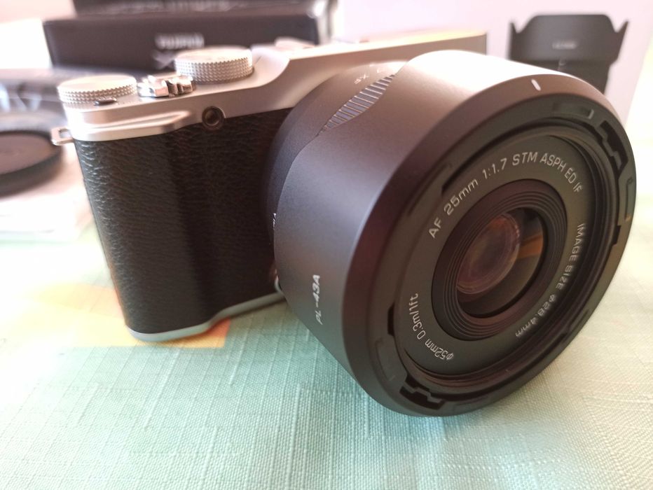 Fujifilm X-M1 + obiektyw Viltrox 25mm 1.7