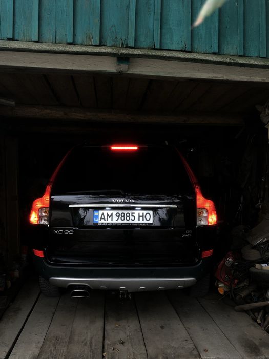Volvo XC90 , 2.4 D5 184л.с