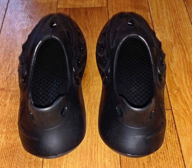 Сабо Резиновые пляжные с перфорацией