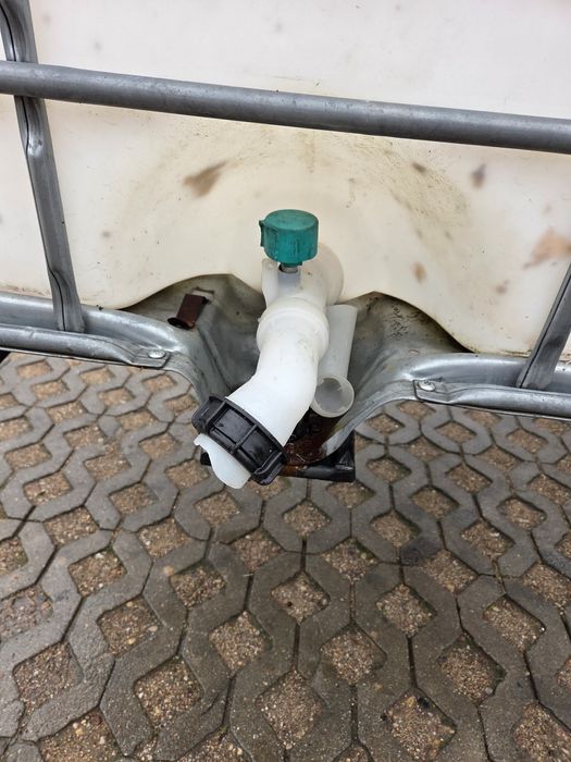 Mauzer 1000 litrów, pojemnik na wodę