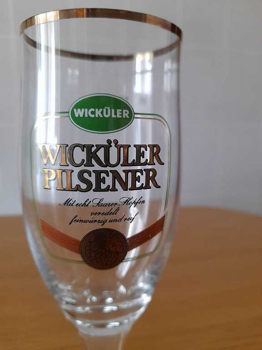 Copos Planet Hollywood London e Wickuler Pilsener