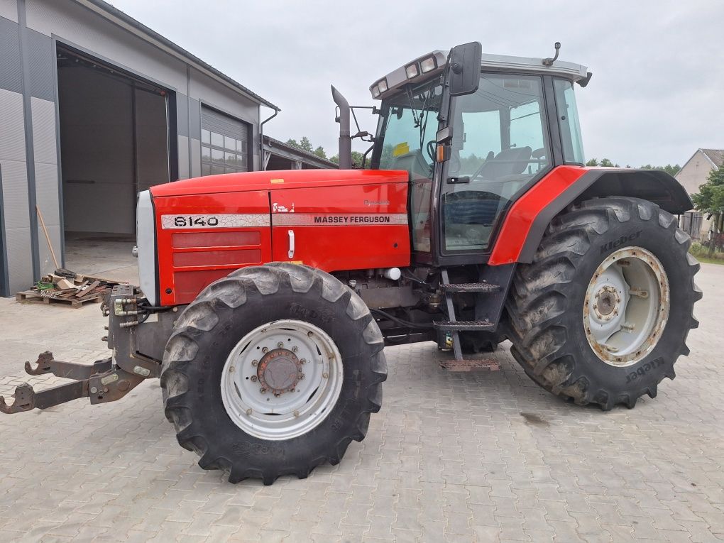Massey Ferguson 8140 mechaniczny Stan Bdb Polecam Sprowadzony
