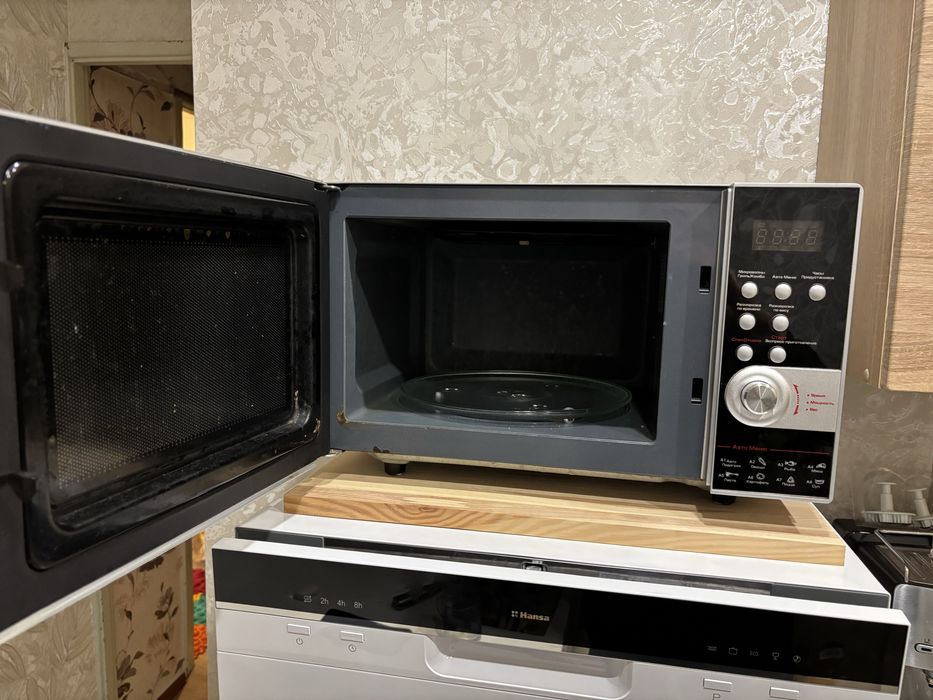 Мікрохвильовка вживана Vitek